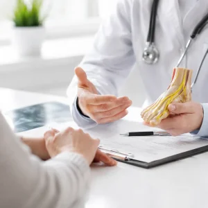 Enfermedades Consulta médica sobre incapacidad por neuropatía periférica y daño nervioso